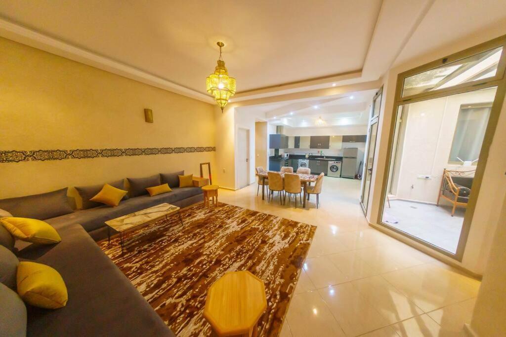 Appartement Tout Confort 에사우이라 외부 사진