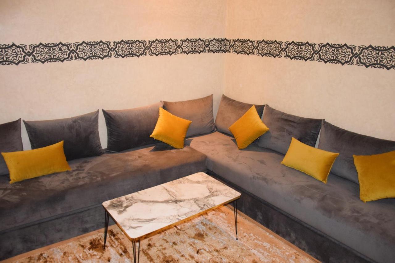Appartement Tout Confort 에사우이라 외부 사진