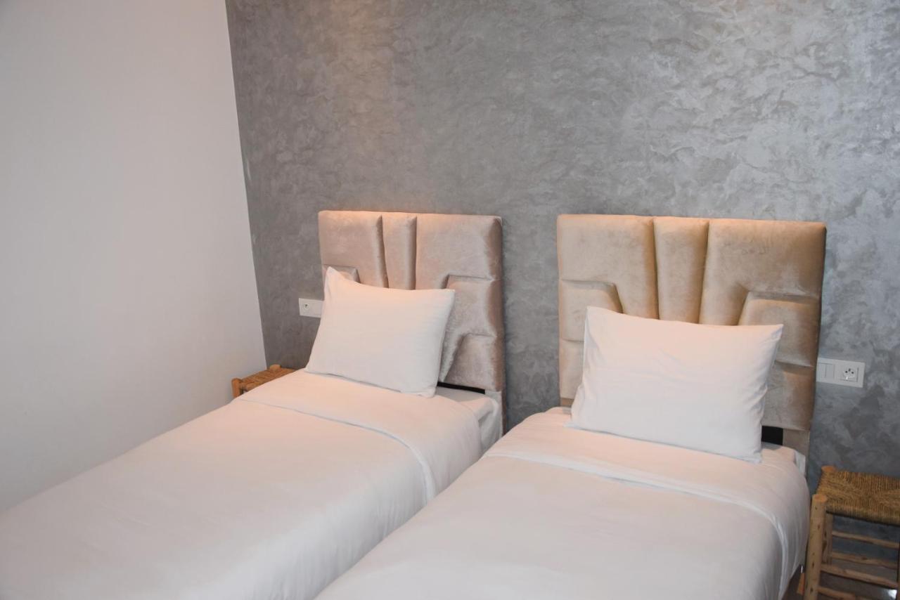 Appartement Tout Confort 에사우이라 외부 사진
