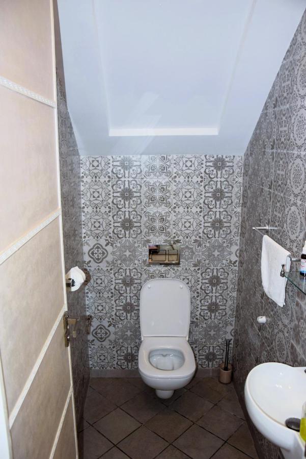 Appartement Tout Confort 에사우이라 외부 사진